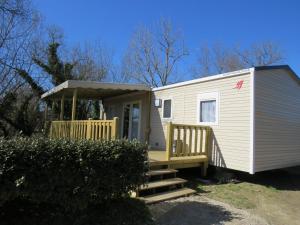 Campings Camping Les P'tites Maisons dans la Prairie : photos des chambres