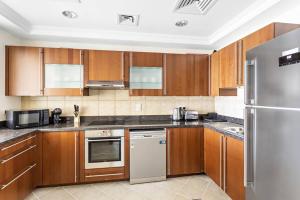 StoneTree - Luxurious 2 BR Apartment in Palm Jumeirah