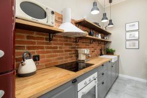 Nobel Apartment - BEST LOCATION!