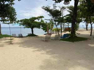 Ma Roberta @ Tambuli Resort with fast WIFI