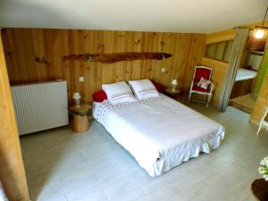 B&B / Chambres d'hotes Le Jardin des Pierres Brunes : photos des chambres