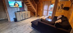 Chalet chaleureux à Orlu avec Jacuzzi et vue sur la montagne