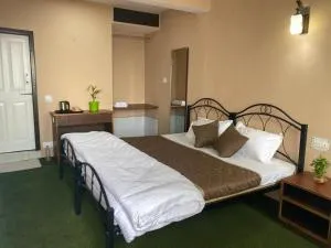 Sri Vrindavan Guest House - Takdāh