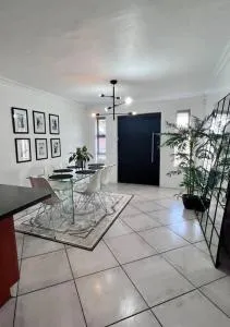 Family Holiday Home Rental in Port Elizabeth - Lorraine