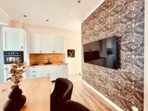 CASA REHSE I Loft-Apartment I kostenlos Parken & WLAN I Self-Check-in I ÖPNV I 65Zoll-TV - Klettbach