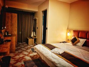 BroZ Nazom Retreat Gangtok