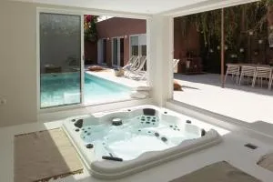 Casa dos Pinheiros 109 - Private Villa with pool & heated SPA - São Gens
