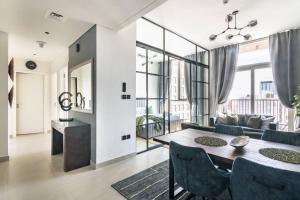 2bedroom apartment Dubai Hills