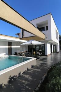 Neptunia - 4 bedroom villa