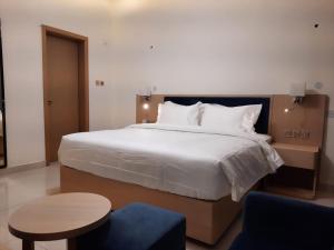 Season Inn Hotel Balad Sayt
