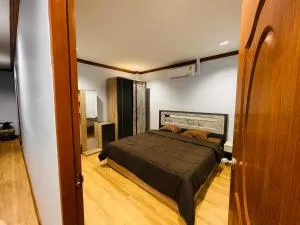 Private rooms in Phatumwan Chula near Samyan, Chinatown, Jay-o Siam center, Central world middle of Bangkok - Pom Prap