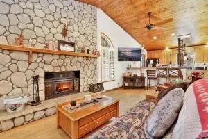 Bearadise Cabin- Adorable Single Level Retreat - Doble