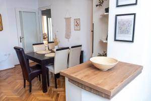 Sweet House Parlament