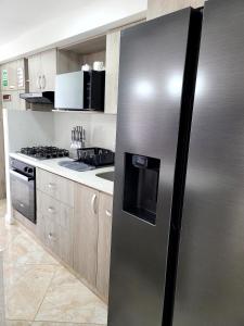 Modern High-Rise 22 Apartment with City View.