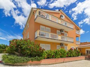 Panoramic Apartment in Banjole near Pula Town Centre