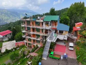 BHURBAN view Apartments - Rāwāt