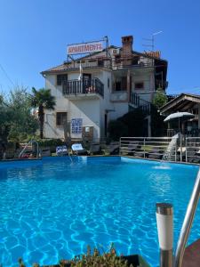 Apartmani Milokanović - 3hvězdičkové hotely ve městě Funtana