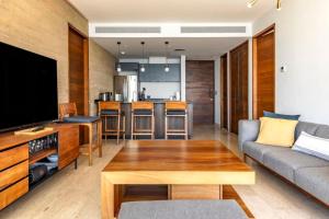 Panoramic Ocean View Hot Tub