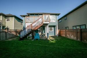Great 1-bedroom Suite Near Downtown Langford