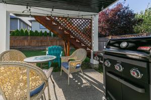 Great 1-bedroom Suite Near Downtown Langford