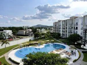 Tenis, Golf y Alberca, hermoso Condo para descanso - Acatlipa