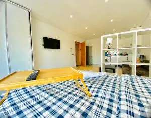 Quiet Top-Floor Studio by Med Faculty & Tram Lines - Maarif