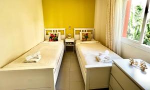 Riviera Serenity Escape - Sea View