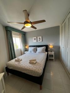 Riviera Serenity Escape - Sea View