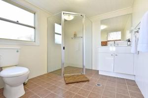 Noble Willow Studio Lovedale. A Cosy Unique Wine Country Refuge