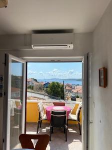 Apartments by the sea Sali, Dugi otok - 8110