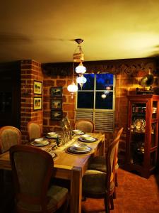 Finca con forma de castillo y piscina en Sopetrán