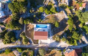 Awesome Home In Supetar Brac With Wifi, Private Swimming Pool And 3 Bedrooms