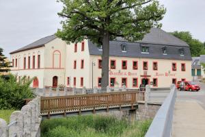 Pansion Gasthof und Hotel Roter Hirsch Claußnitz Saksamaa