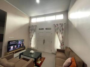 SYARIAH - Beautiful 3BR Home - 8 min from Centre by Sakura
