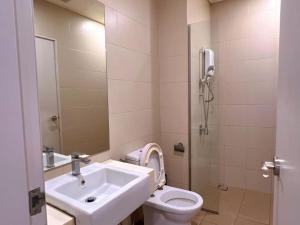 2BR with Free Parking, Near Central I-City, Theme Park, SOGO & iCCC