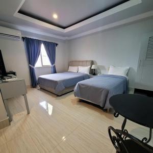 νλΌνΈν
Halla Hotel