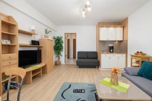 Comfy Studio Turystyczna 300 m to the beach by Renters