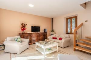 Villa Adora Holiday Home