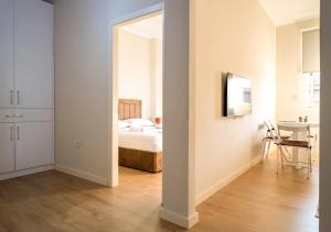 Home Inn Apartment 2 near City Center