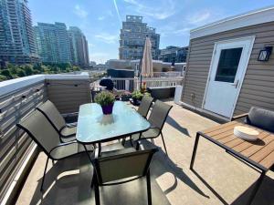 King West Private Rooftop Retreat