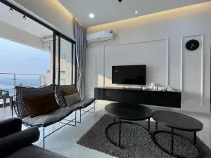 Modern Seaview Near CIQ Johor Bahru 3B3B - Tampoi Village