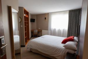 Hotels Hotel Les Arches : photos des chambres