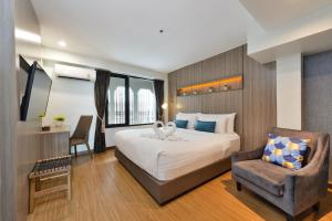 StayAt Bedever Bangkok Hotel