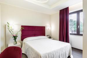 LUAL Bleisure Hotel