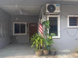 ANGGUN & NAYLA'S HOMESTAY Banting - Sungei Manggis