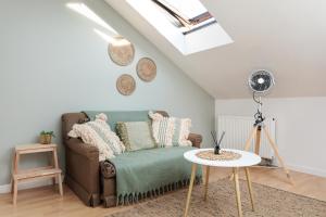 Pastel Grove Suite - by Upstairs