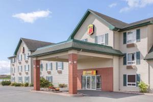 Super 8 by Wyndham Truro NS