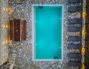 Villa Kostas-NE Corfu with heated salt swimming pool