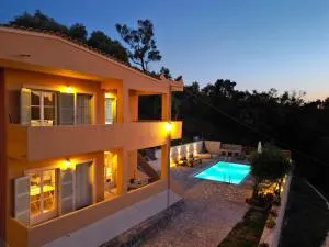 Villa Kostas-NE Corfu with heated salt swimming pool - 斯皮里登科夫