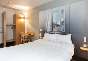 Hotels B&B HOTEL Lyon Saint-Bonnet Mi-Plaine : Chambre Double Standard - Non remboursable